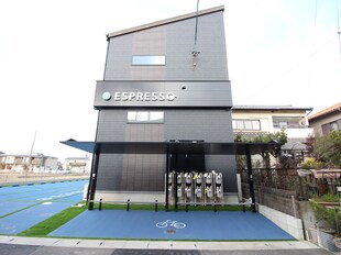 ESPRESSO一宮の物件外観写真